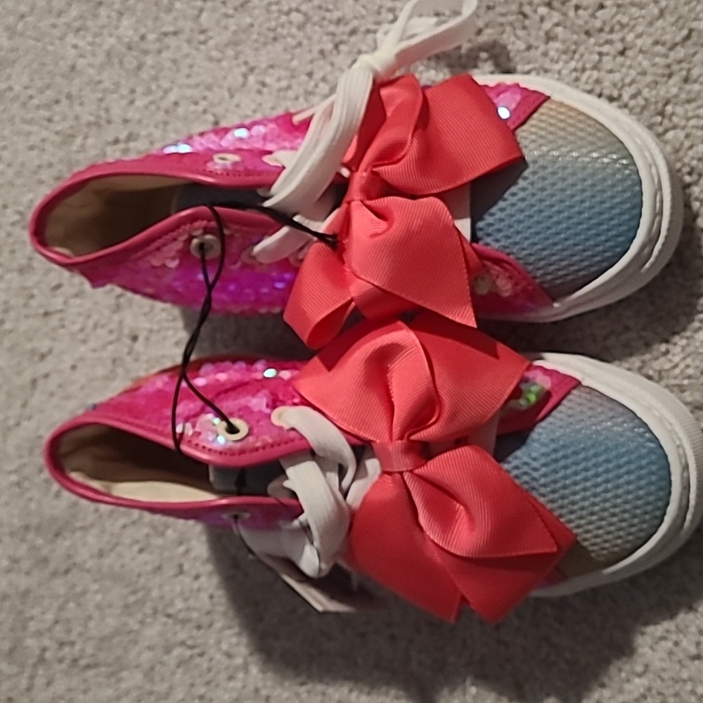NWT size 13 Jojo hightop shoes